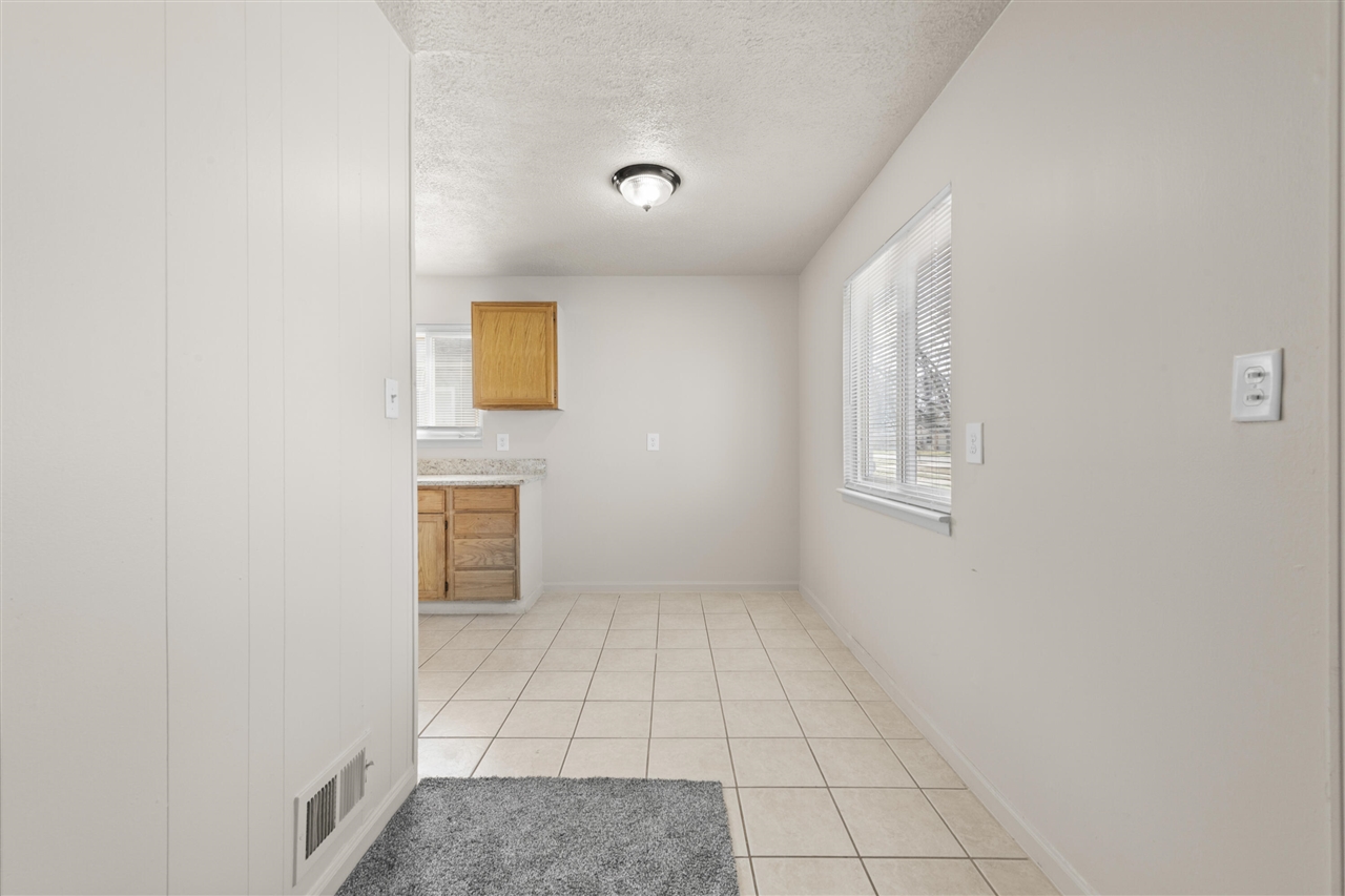 6469 Troy Street, Taylor, MI, 48180-1636