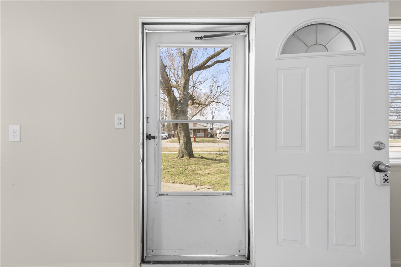 6469 Troy Street, Taylor, MI, 48180-1636