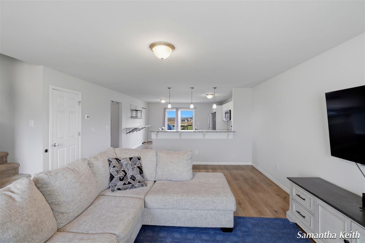 931 View Pointe Drive, Middleville, MI, 49333-9370