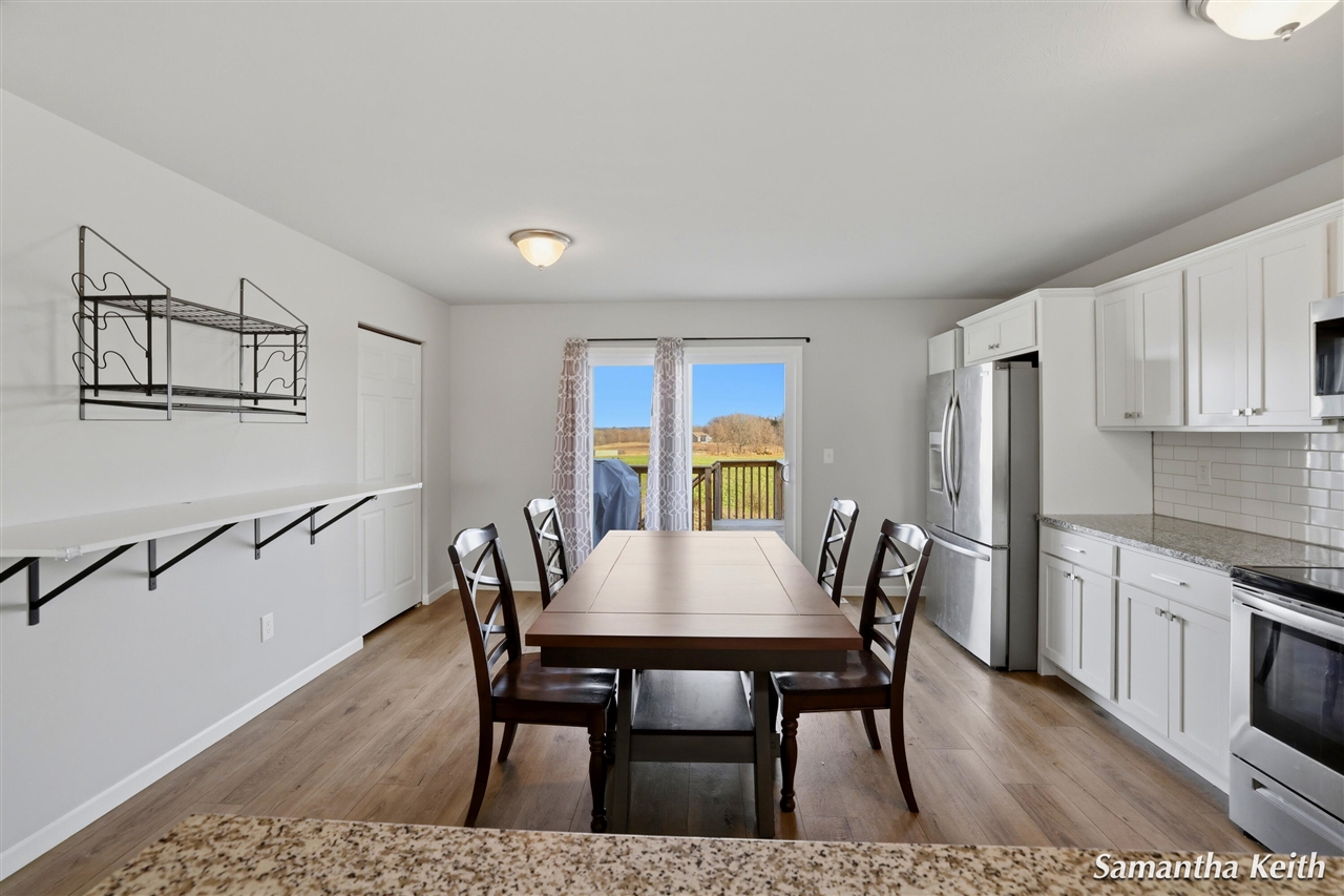 931 View Pointe Drive, Middleville, MI, 49333-9370