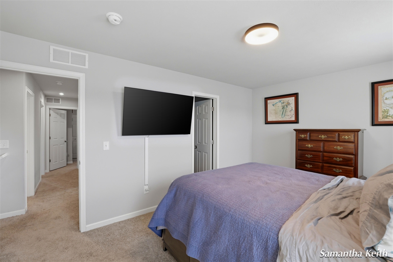 931 View Pointe Drive, Middleville, MI, 49333-9370