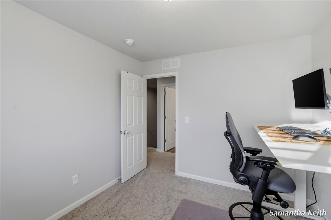 931 View Pointe Drive, Middleville, MI, 49333-9370