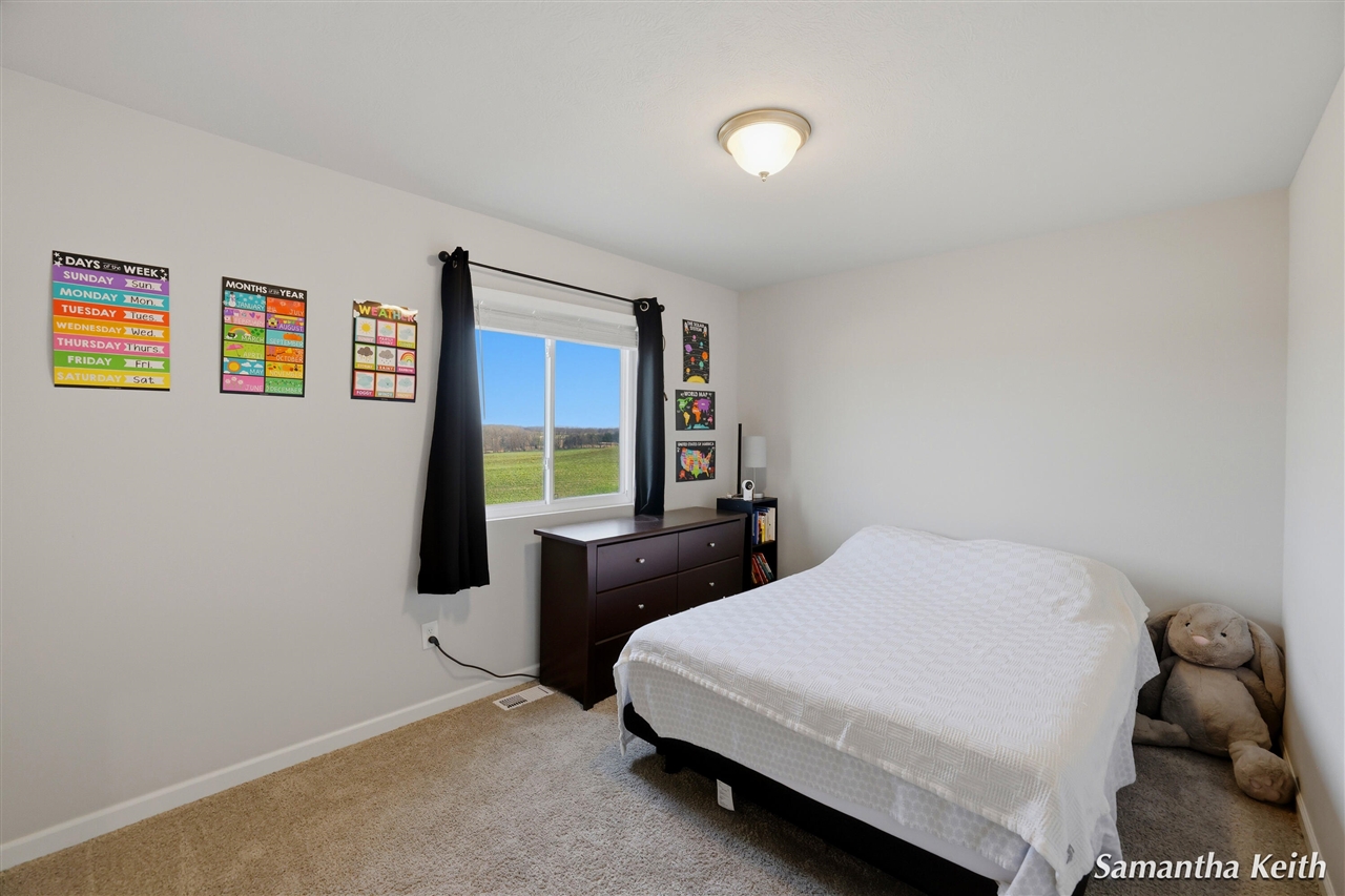 931 View Pointe Drive, Middleville, MI, 49333-9370