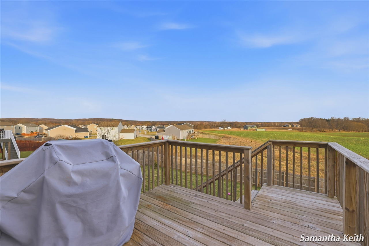 931 View Pointe Drive, Middleville, MI, 49333-9370