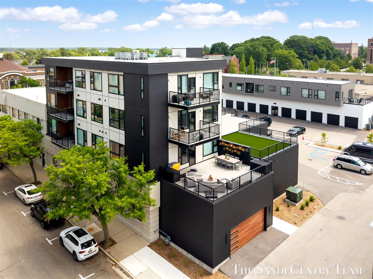 Photo 2 of Condo for sale at 300 Washington Ave #Unit 16, Grand Haven, MI 49417 | MLS# 70521282 | Listing updated on 2026-09-01