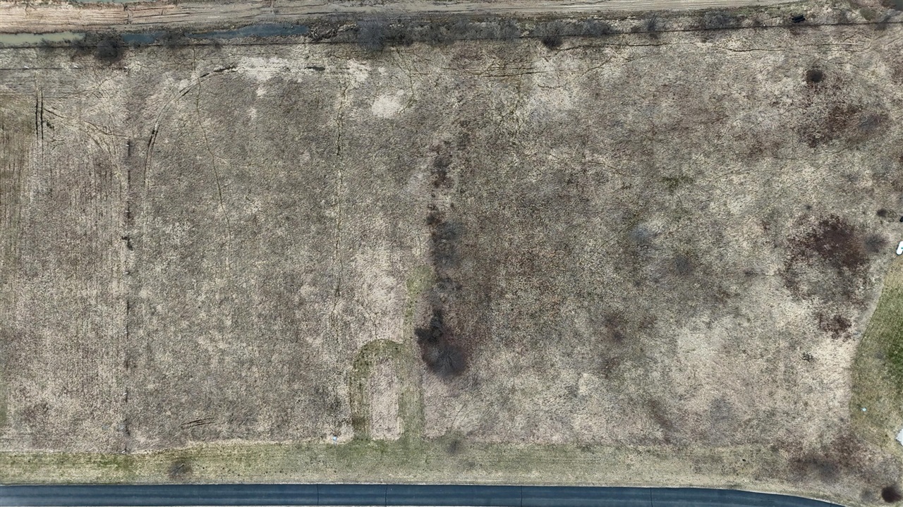 608 E The Lane, Grant, MI, 49327