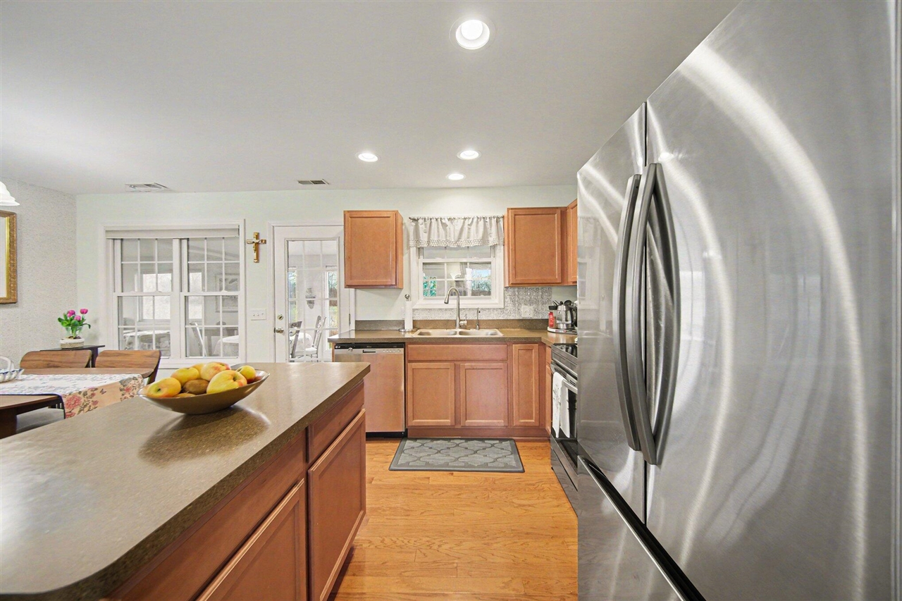 2735 S Zeeb Road, Ann Arbor, MI, 48103