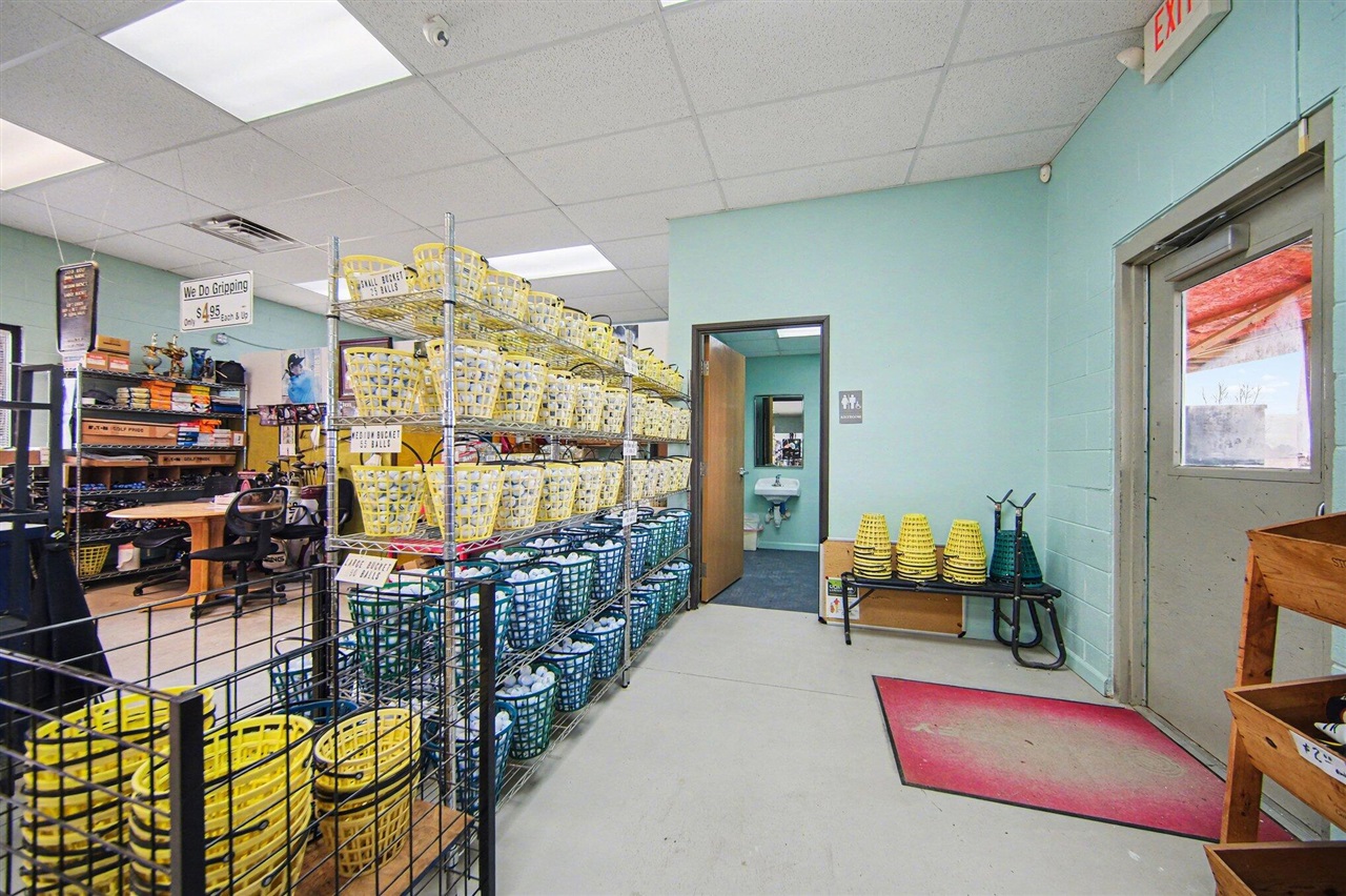 2735 S Zeeb Road, Ann Arbor, MI, 48103