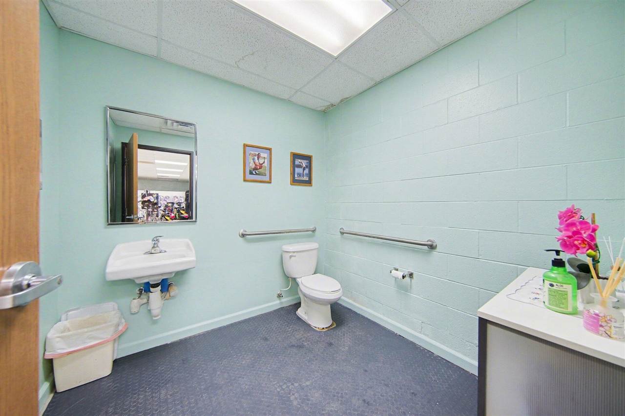 2735 S Zeeb Road, Ann Arbor, MI, 48103