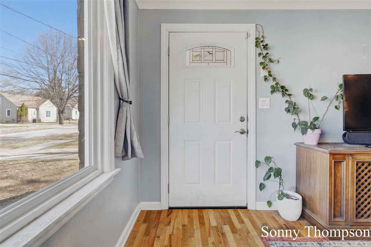 710 Everglade Drive, Grand Rapids, MI, 49507