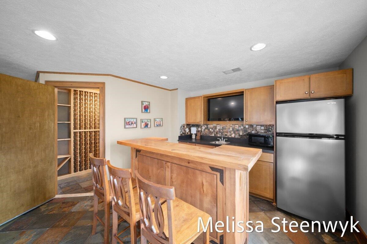 2949 Brookwind Drive, Holland, MI, 49424-1684