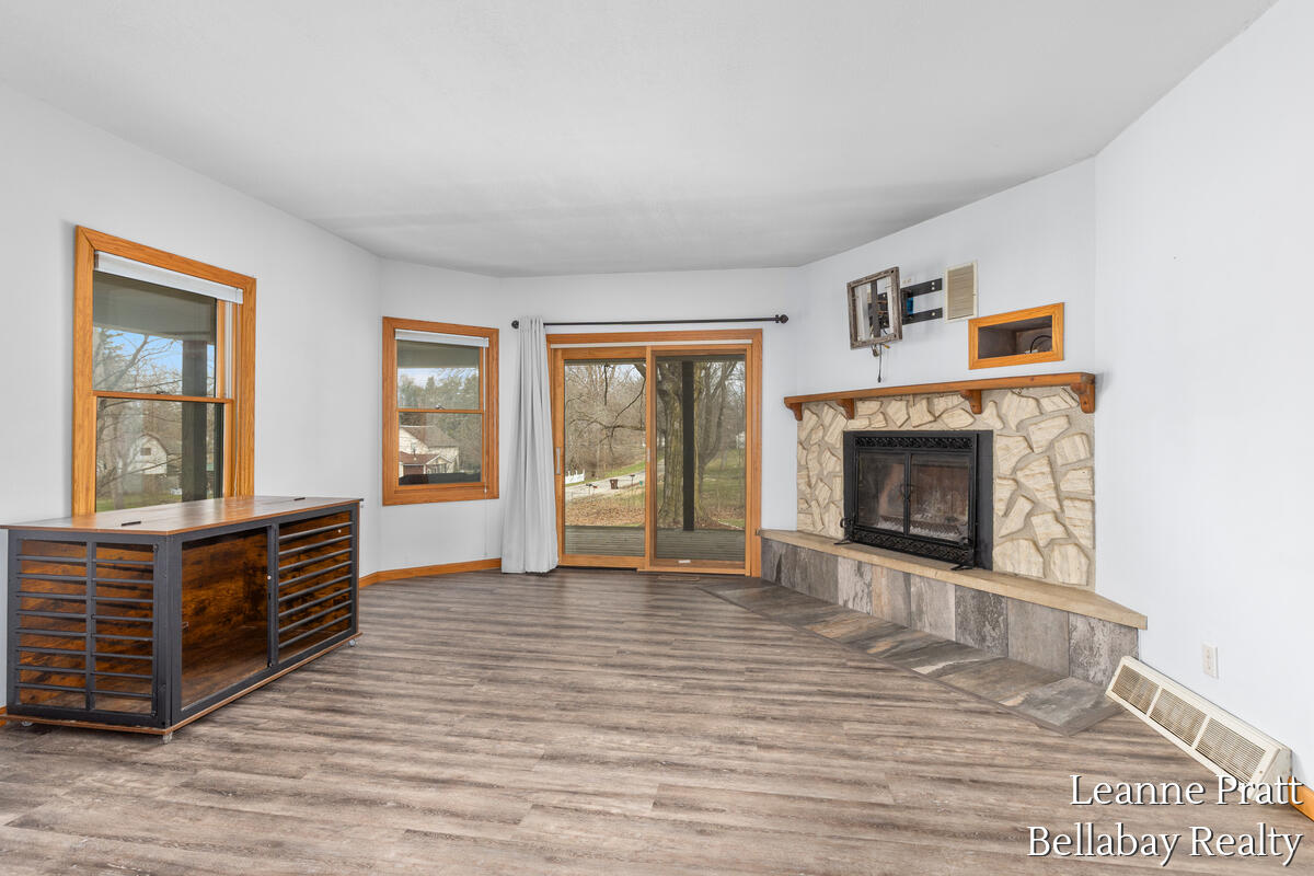 603 S State Street, Nashville, MI, 49073-9210