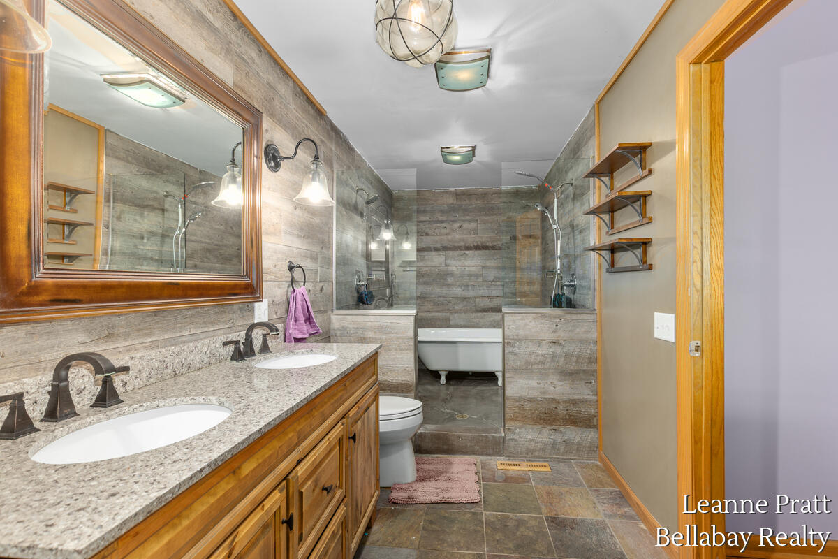 603 S State Street, Nashville, MI, 49073-9210