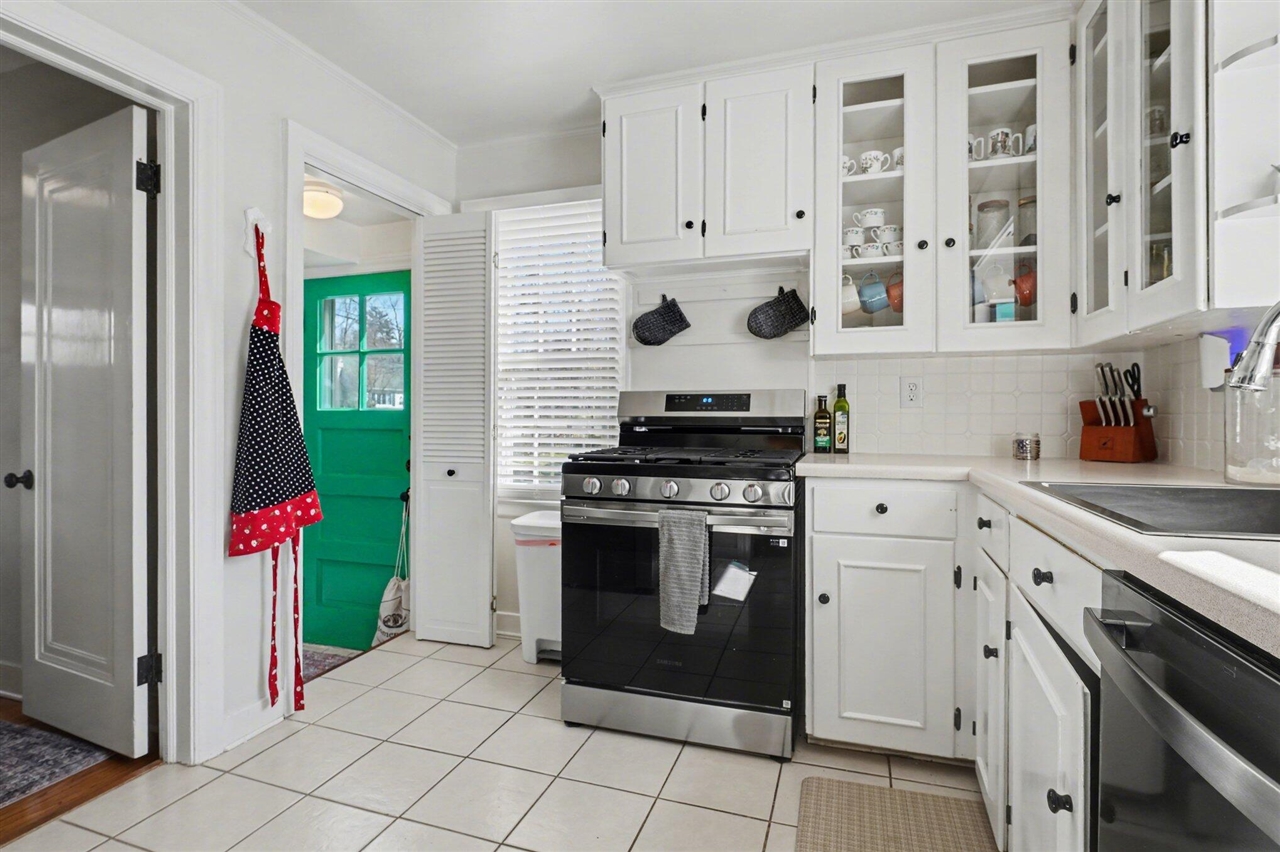 619 Edgemoor Avenue, Kalamazoo, MI, 49008-2403