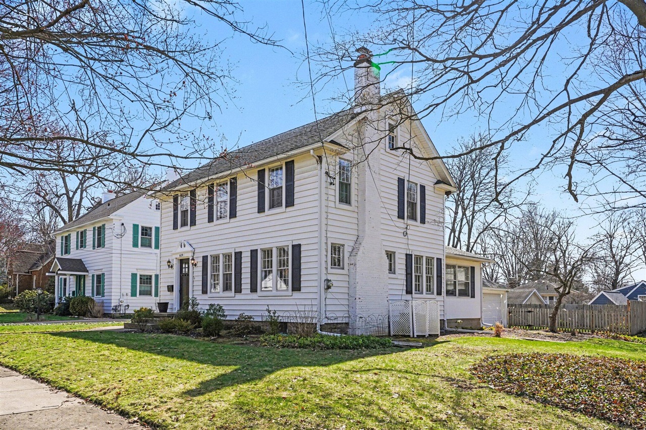 619 Edgemoor Avenue, Kalamazoo, MI, 49008-2403