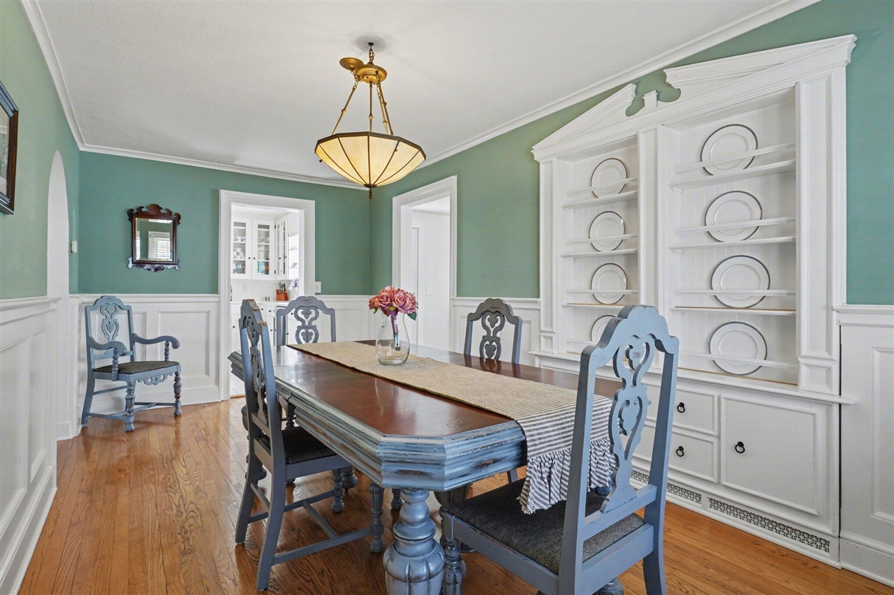 619 Edgemoor Avenue, Kalamazoo, MI, 49008-2403