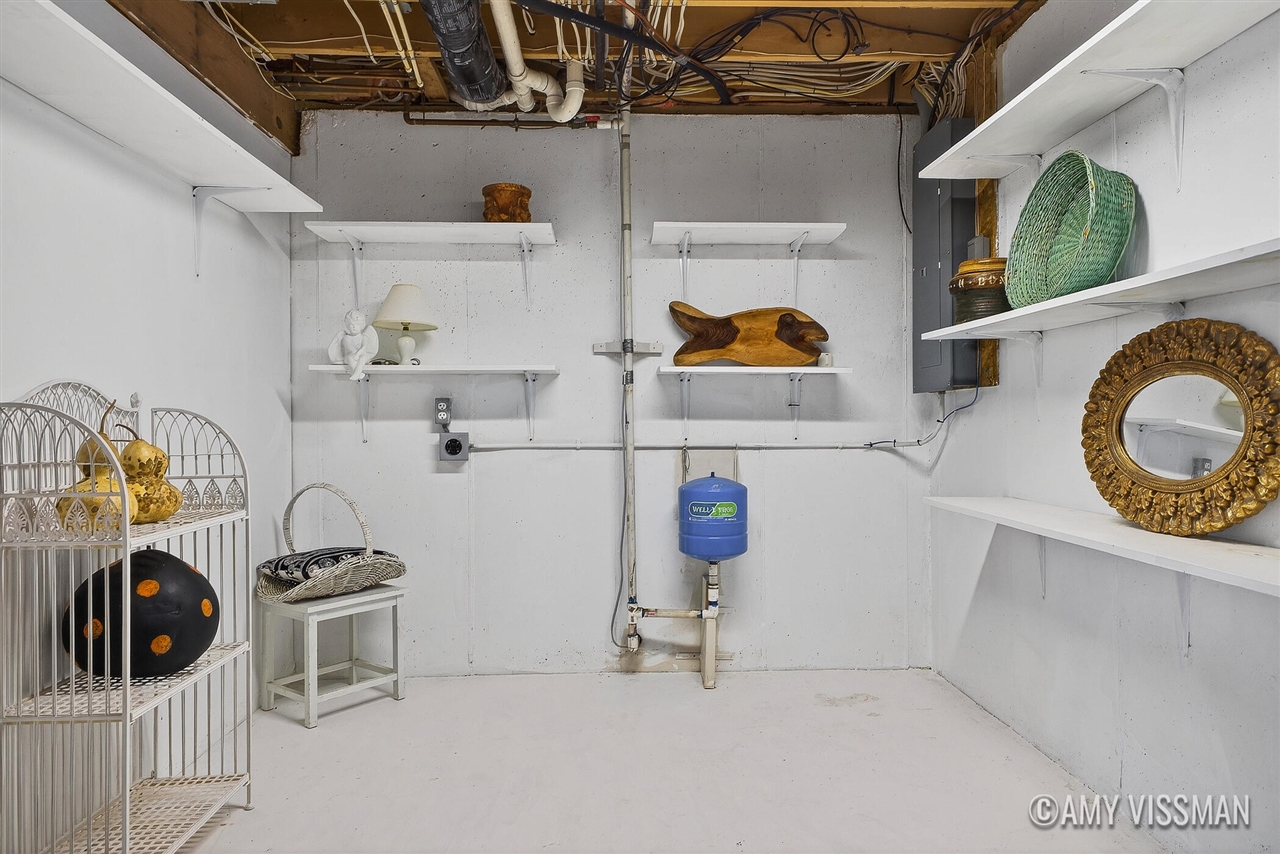 10210 Collard Drive, Lakeview, MI, 48850-9143