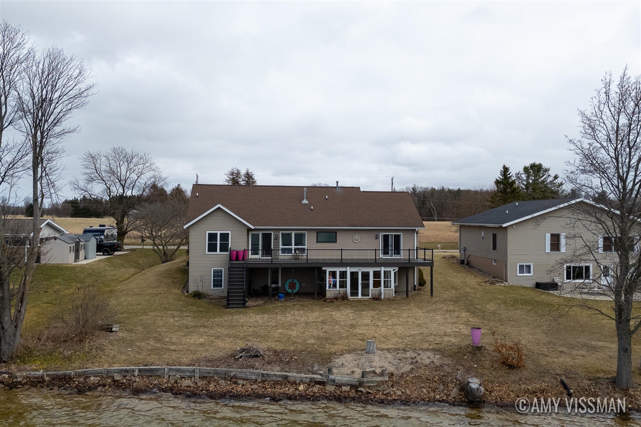 10210 Collard Drive, Lakeview, MI, 48850-9143