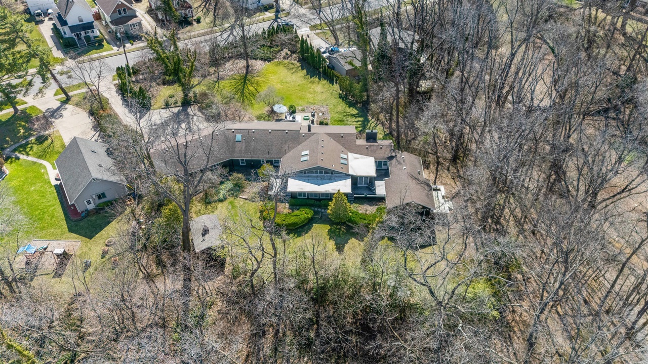 711 Kingsley Avenue, Saint Joseph, MI, 49085