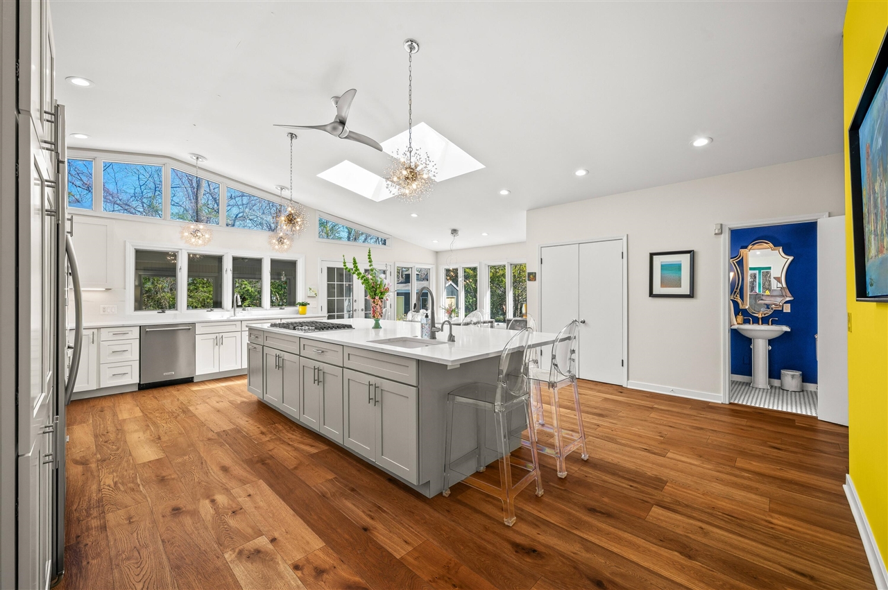 711 Kingsley Avenue, Saint Joseph, MI, 49085