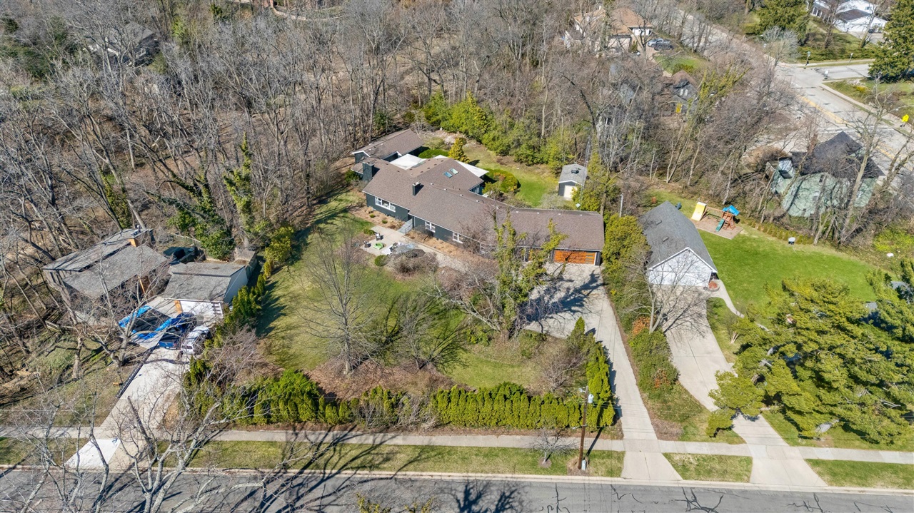 711 Kingsley Avenue, Saint Joseph, MI, 49085