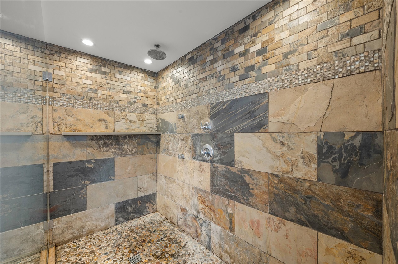 711 Kingsley Avenue, Saint Joseph, MI, 49085