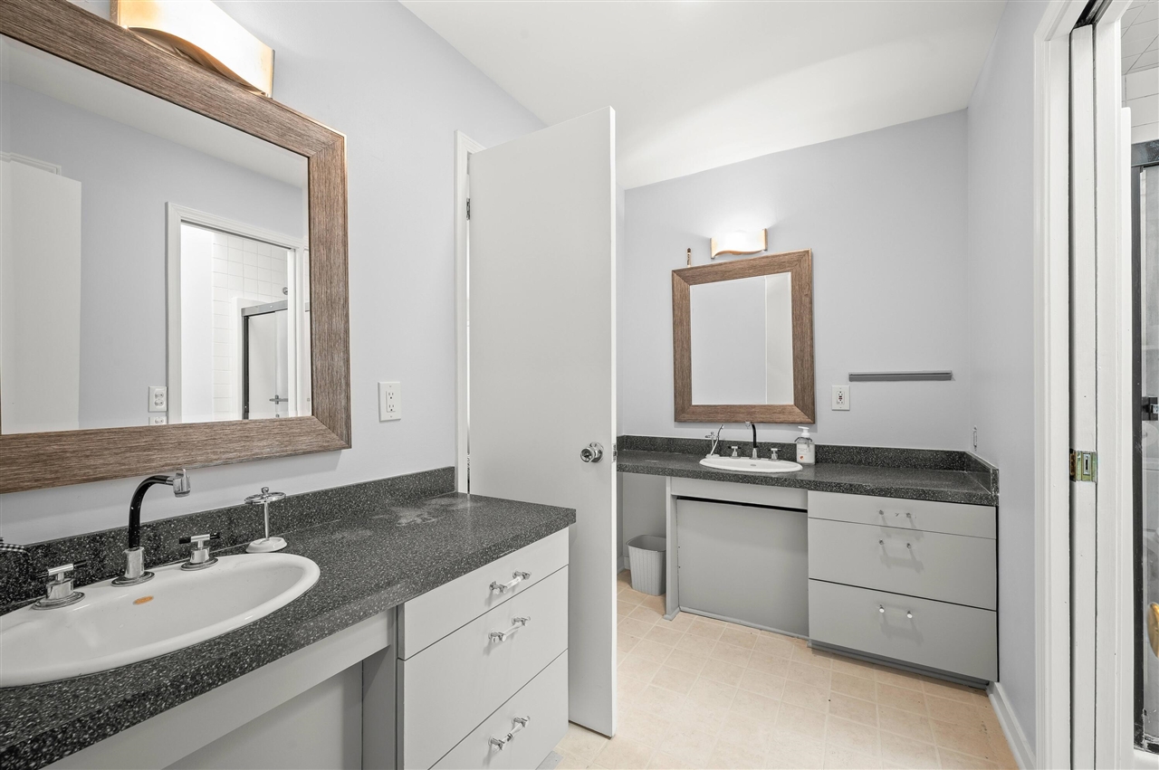 711 Kingsley Avenue, Saint Joseph, MI, 49085