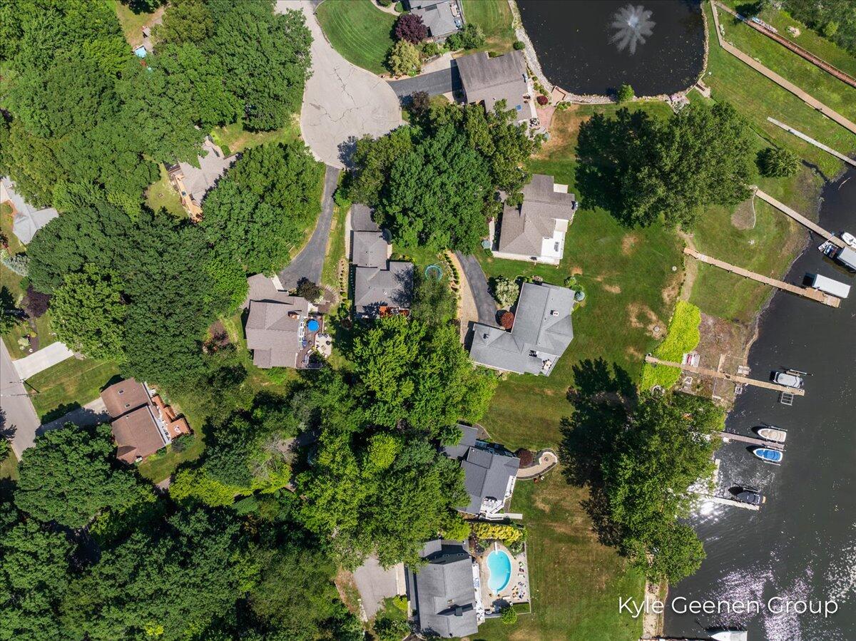46 Counts Cove Court, Holland, MI, 49424