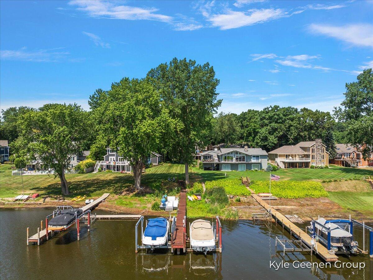 46 Counts Cove Court, Holland, MI, 49424