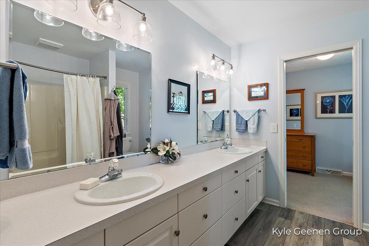 46 Counts Cove Court, Holland, MI, 49424