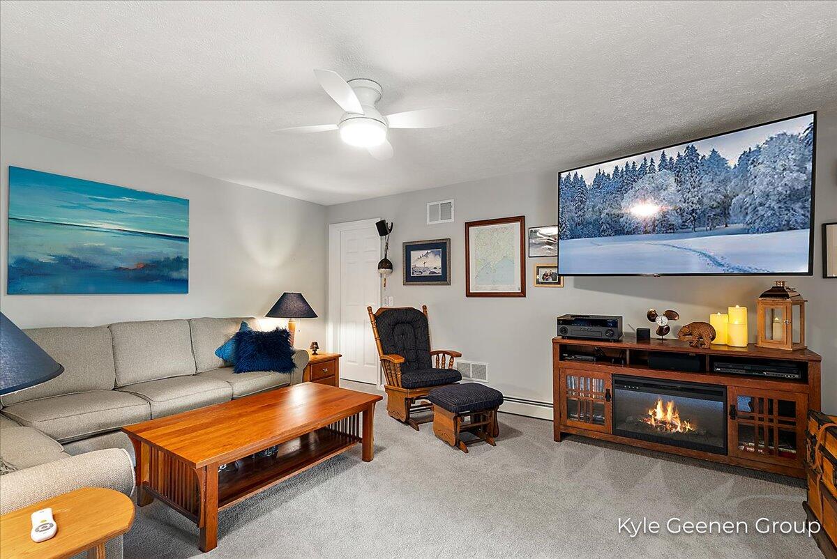 46 Counts Cove Court, Holland, MI, 49424