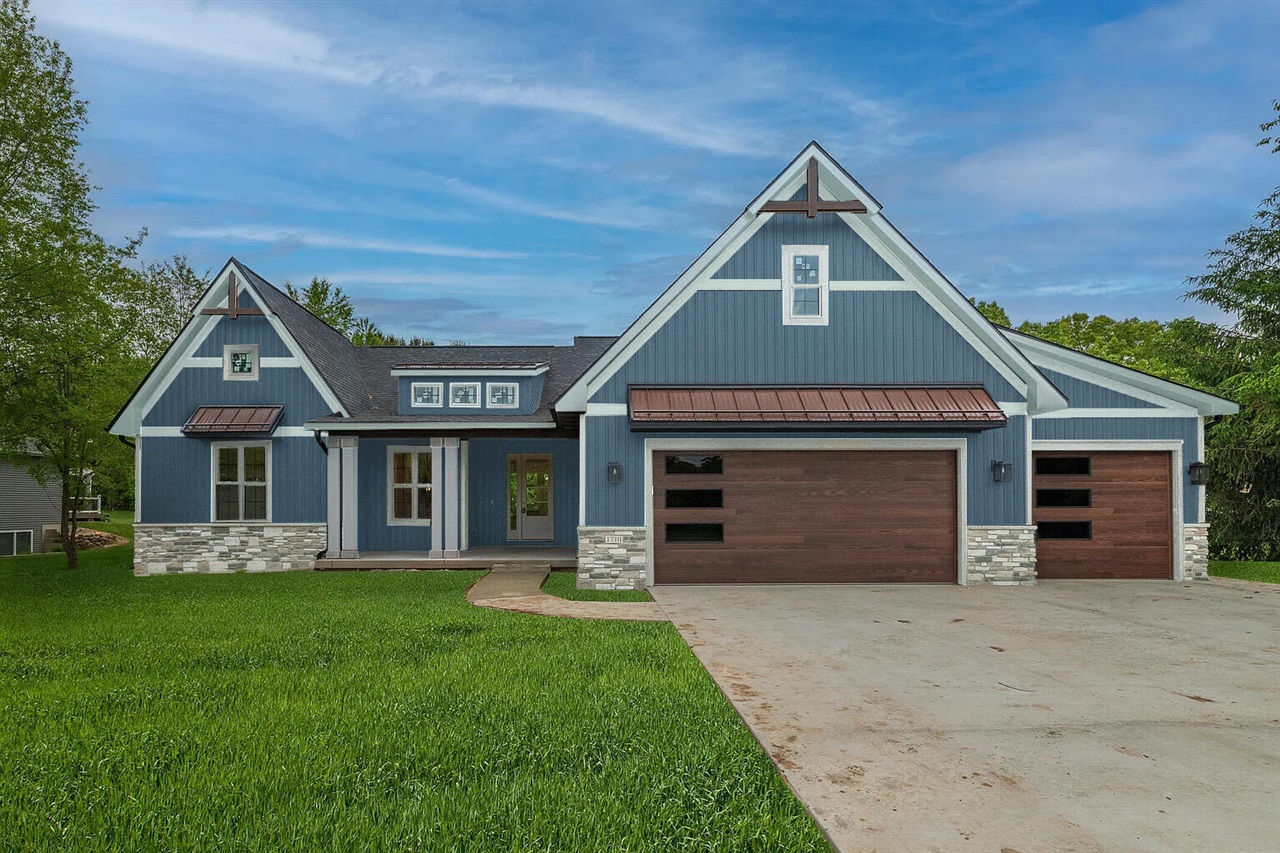 8137 W Pq Avenue, Kalamazoo, MI, 49009-9717