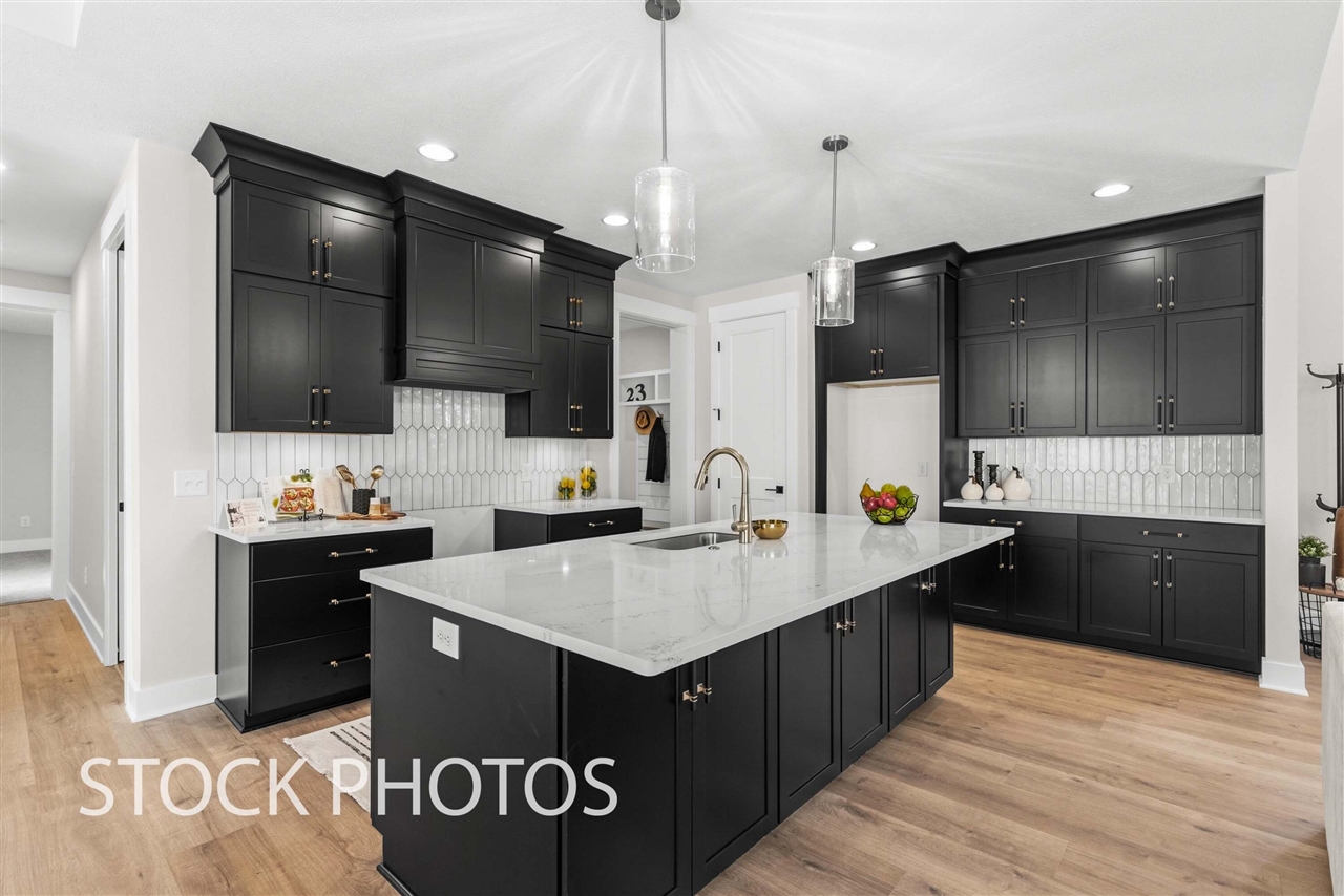 8137 W Pq Avenue, Kalamazoo, MI, 49009-9717