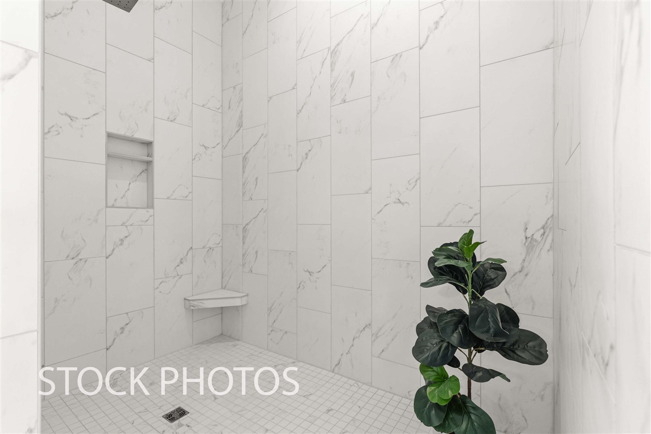 8137 W Pq Avenue, Kalamazoo, MI, 49009-9717