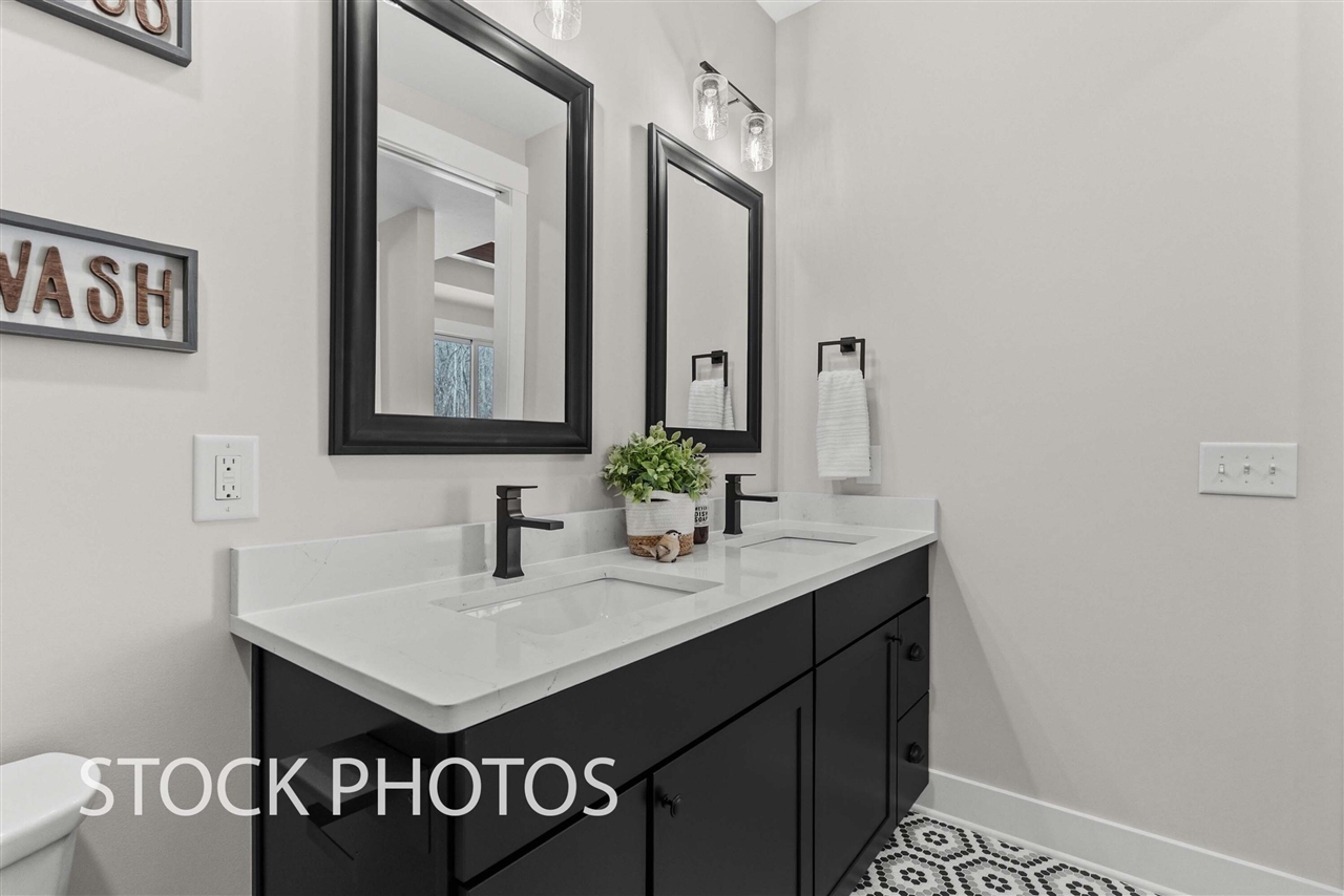 8137 W Pq Avenue, Kalamazoo, MI, 49009-9717