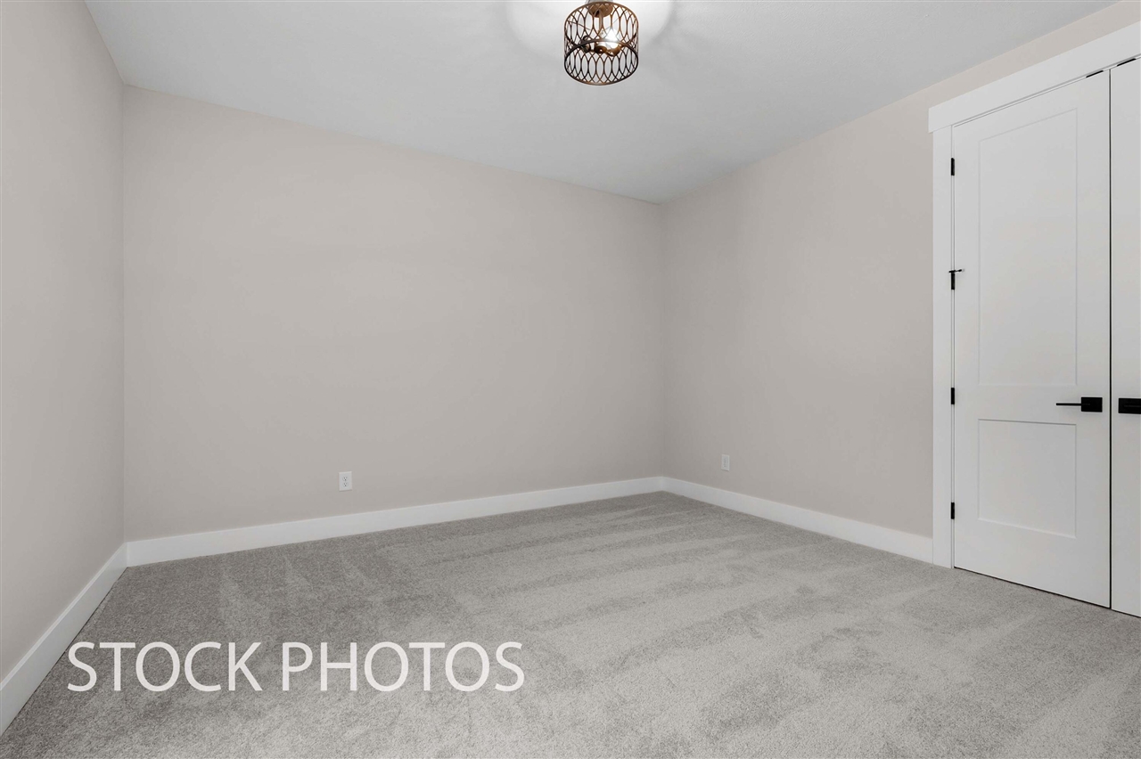 8137 W Pq Avenue, Kalamazoo, MI, 49009-9717