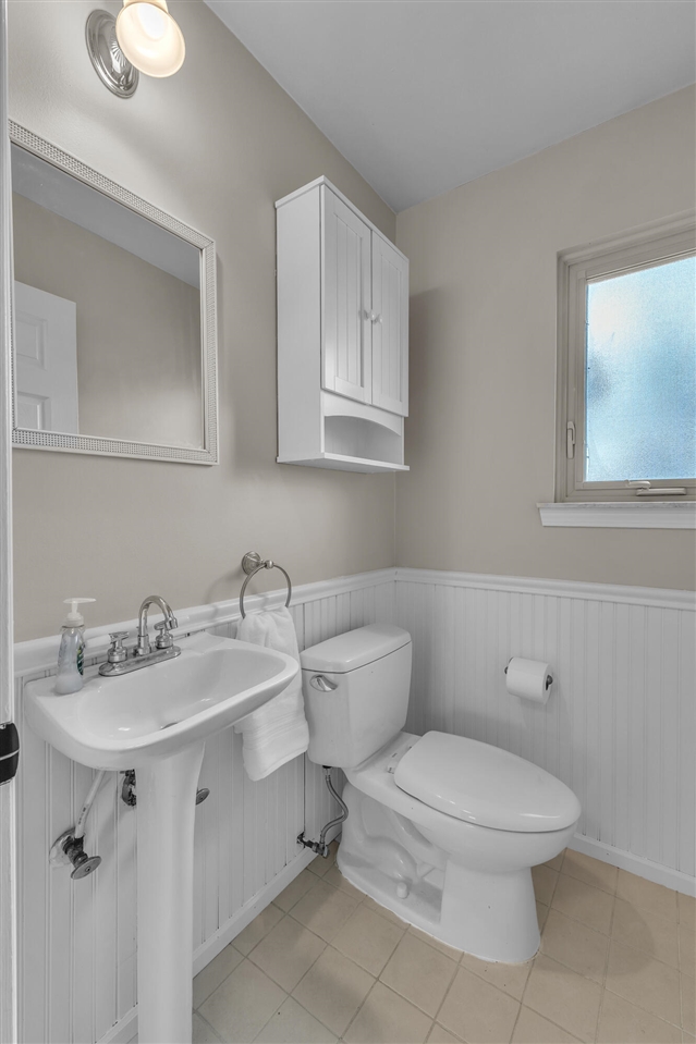 7533 Hillsboro Drive, Canton, MI, 48187-2205