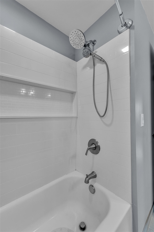 7533 Hillsboro Drive, Canton, MI, 48187-2205