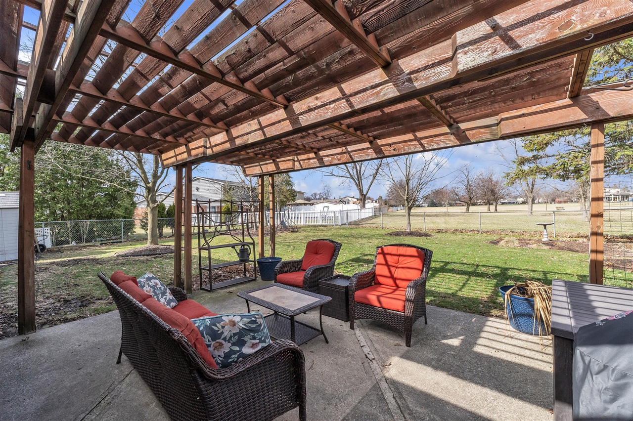 7533 Hillsboro Drive, Canton, MI, 48187-2205