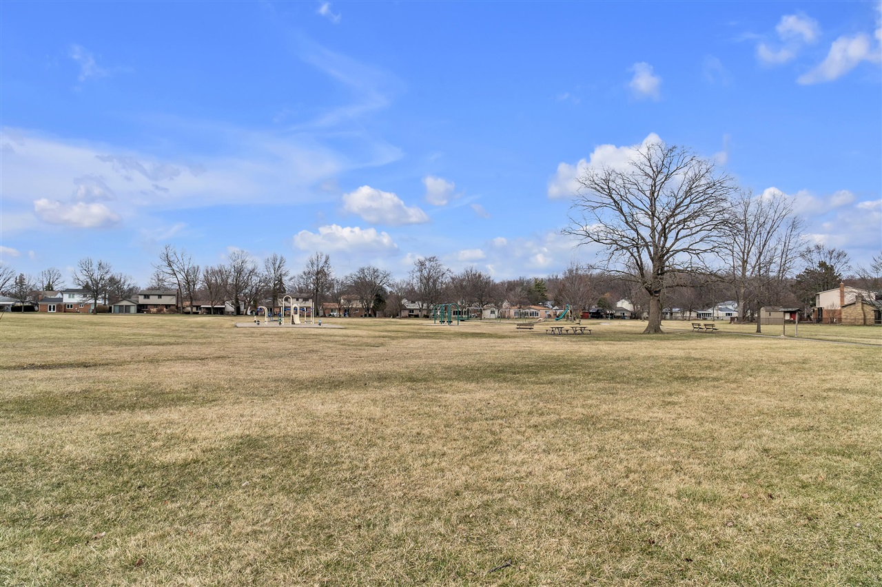 7533 Hillsboro Drive, Canton, MI, 48187-2205