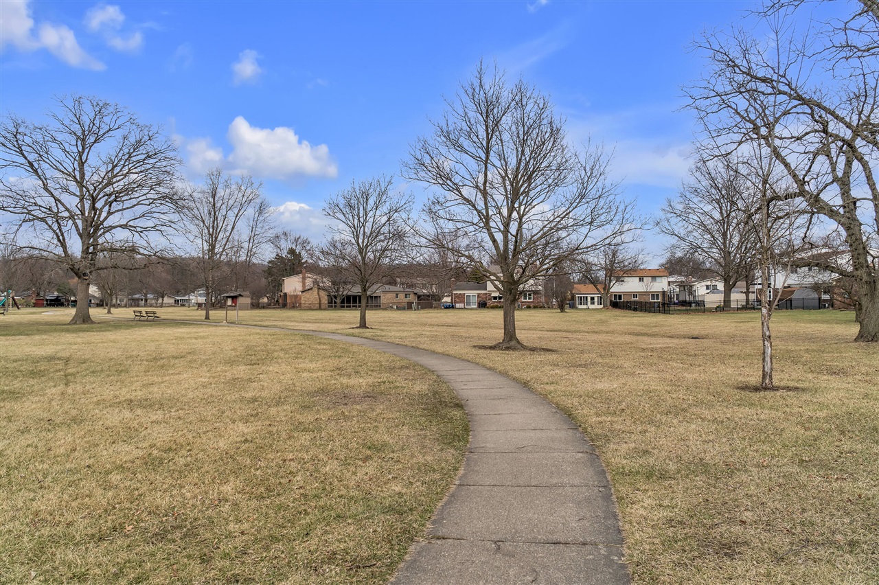 7533 Hillsboro Drive, Canton, MI, 48187-2205