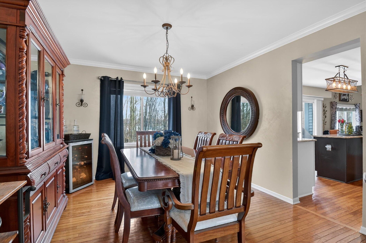 7233 N Lake Orchard Drive, Gregory, MI, 48137-9768