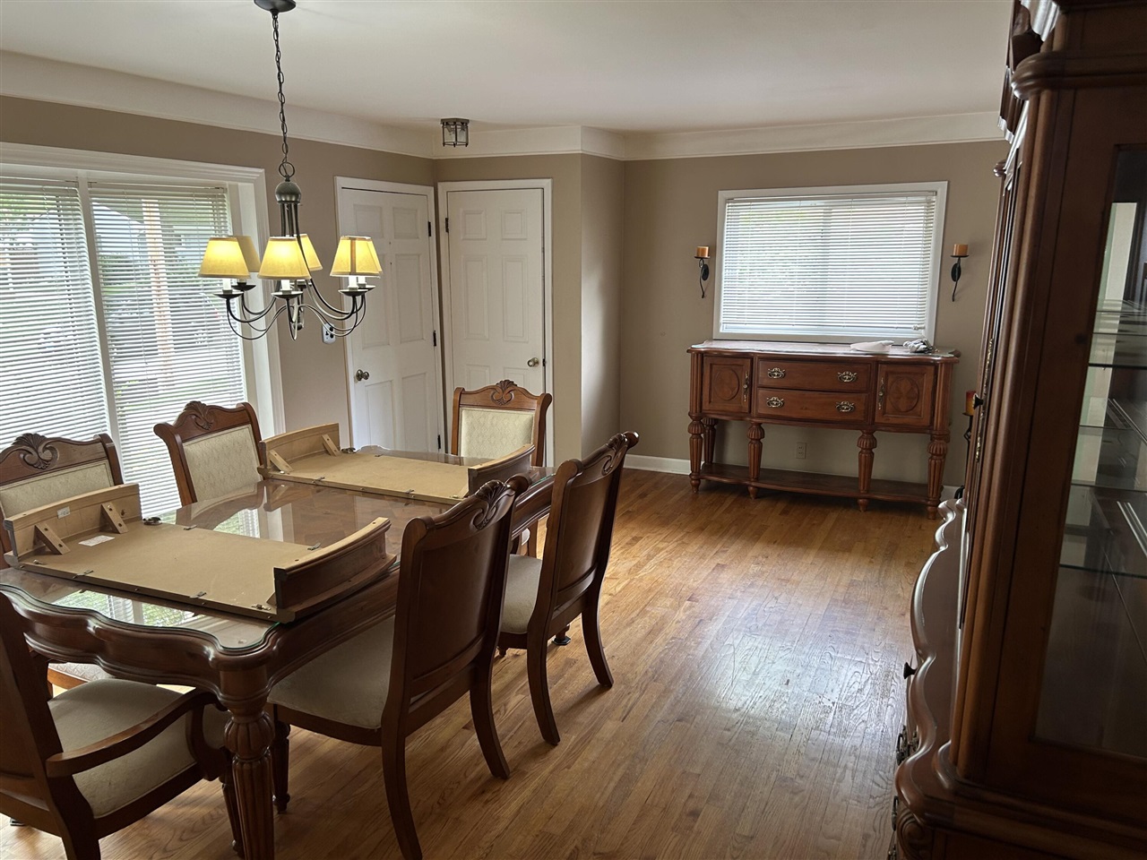 1354 Catalpa Drive, Rochester, MI, 48307-1502