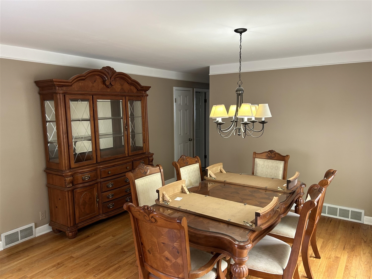 1354 Catalpa Drive, Rochester, MI, 48307-1502