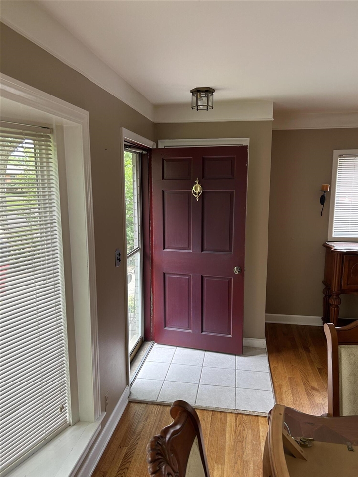 1354 Catalpa Drive, Rochester, MI, 48307-1502