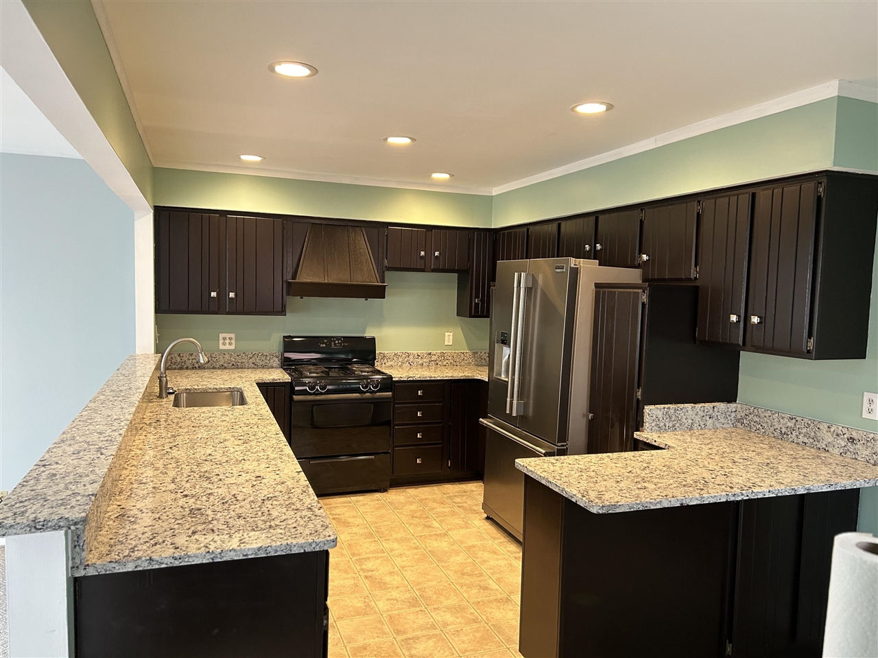 1354 Catalpa Drive, Rochester, MI, 48307-1502