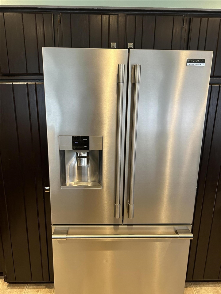 1354 Catalpa Drive, Rochester, MI, 48307-1502