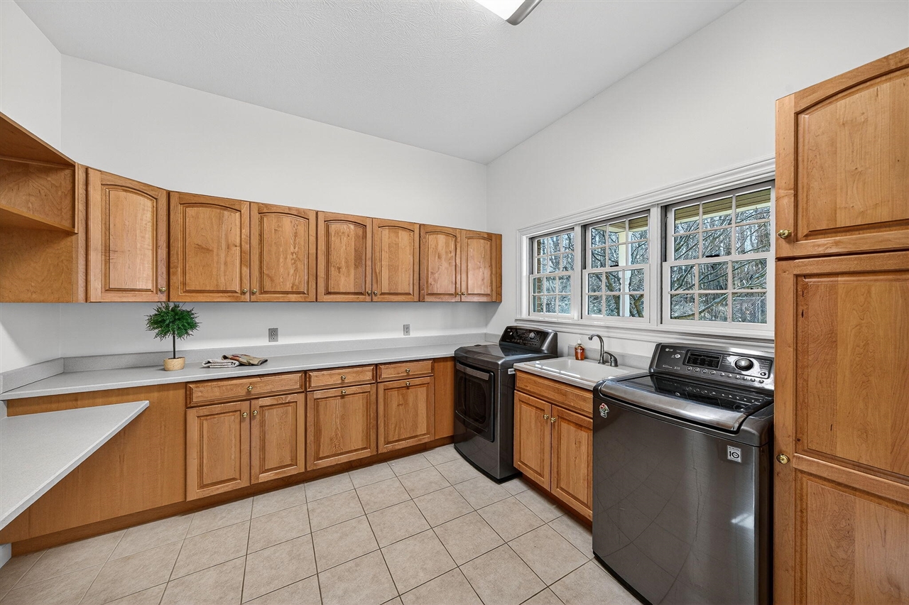 2065 W River Road, Niles, MI, 49120