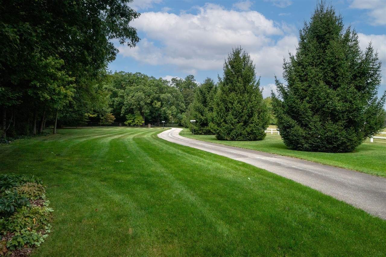 2065 W River Road, Niles, MI, 49120