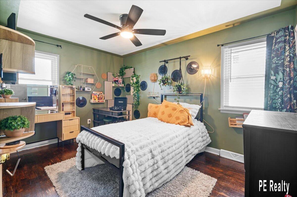 307 43rd Street, Grand Rapids, MI, 49548-3025